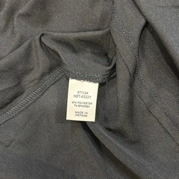 Zenana Side Slit Long Sleeve Top Womens Size Large Black Thumb Hole Detail - Picture 10 of 11